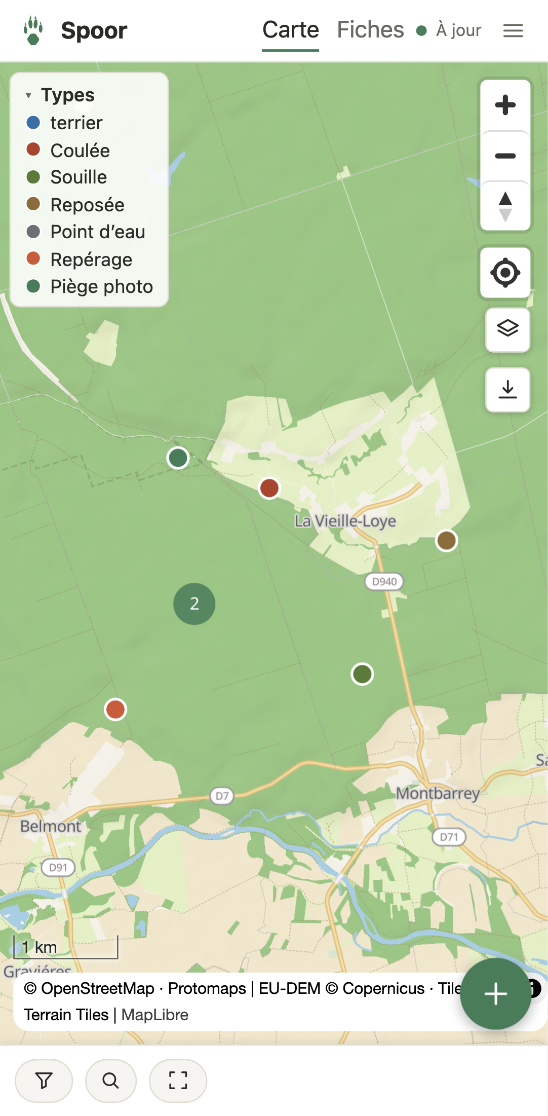 La carte de Spoor : sept lieux d'observation posés sur un massif forestier, chacun coloré selon son type, avec la légende des types et la barre d'actions.